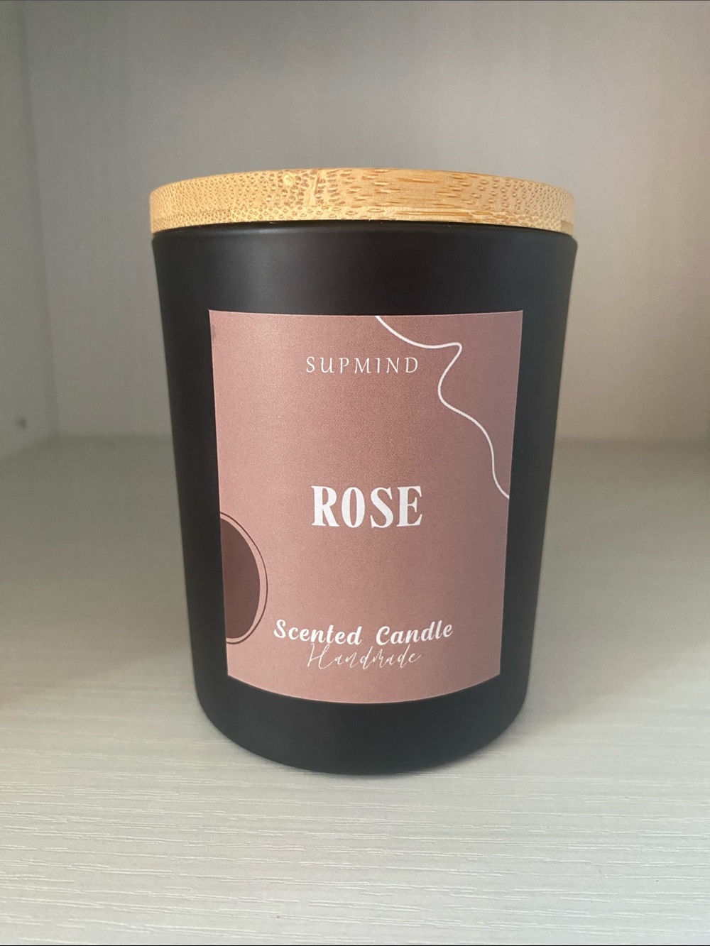 Handmade Rose Scented Soy Candle — 7 oz | Bamboo Lid